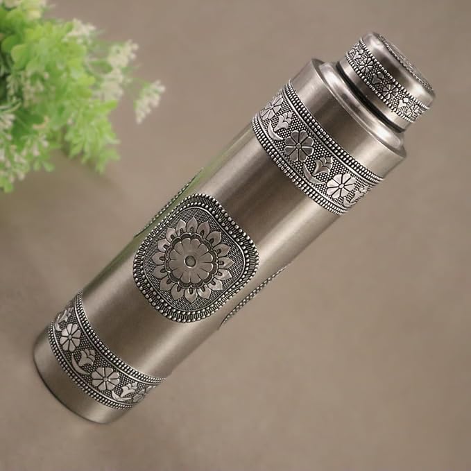 Stainless Steel Oxidised Worked Water Bottle 1000 ml | Durable, Leak-Proof, Easy Grip, Rust Free, Easy-to-Clean, Odour-Free Bottle with Secure Cap for School, Travel, Gym & Work (Silver)